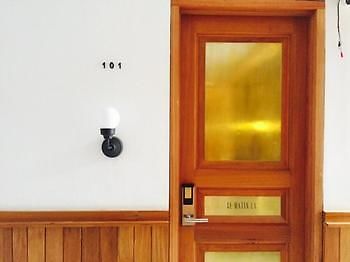 Oliver'S Hostelry Бандунг Екстериор снимка
